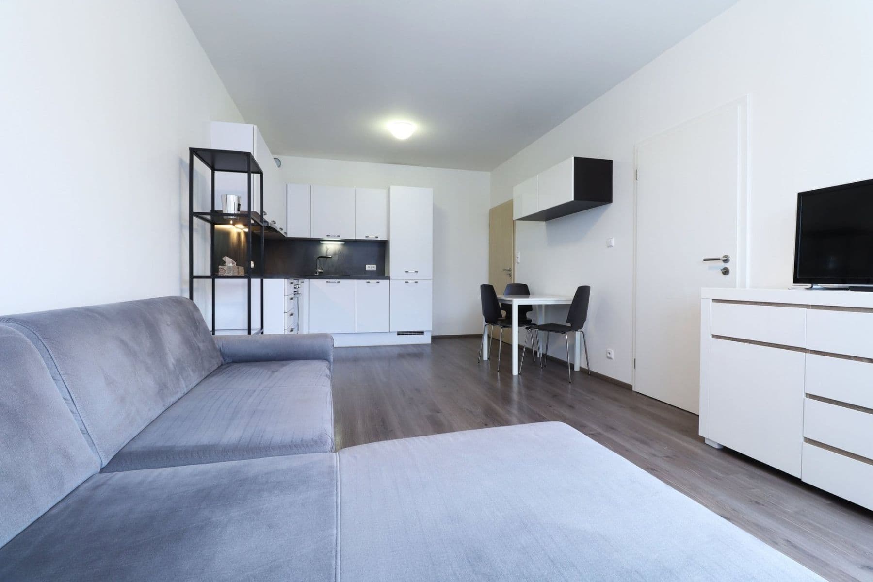 Pronájem bytu 2+kk 53 m², Hugo Haase, Praha, Praha Pronájem bytu 2+kk 53 m², Hugo Haase, Praha, Praha