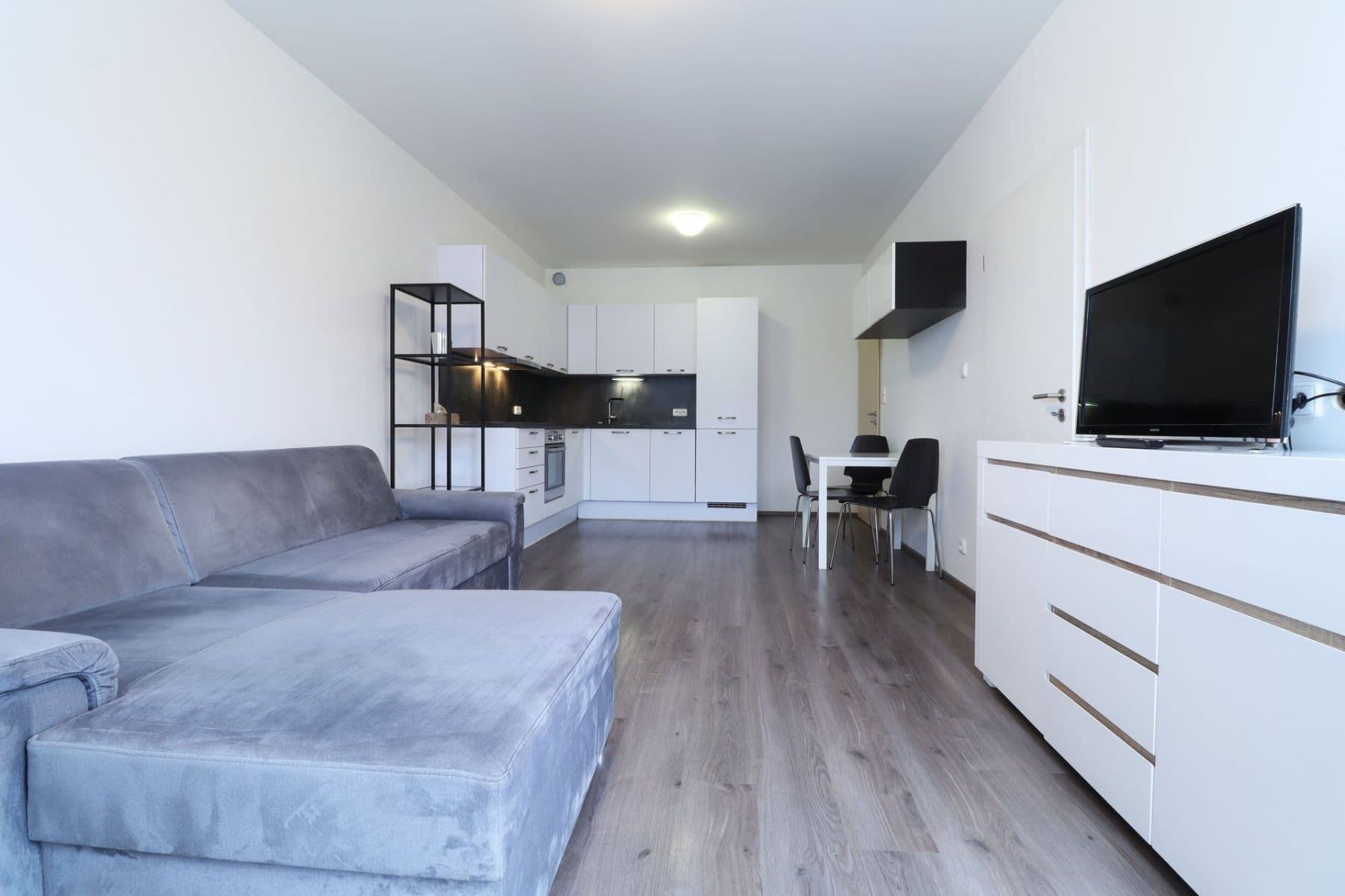 Pronájem bytu 2+kk 53 m², Hugo Haase, Praha, Praha Pronájem bytu 2+kk 53 m², Hugo Haase, Praha, Praha