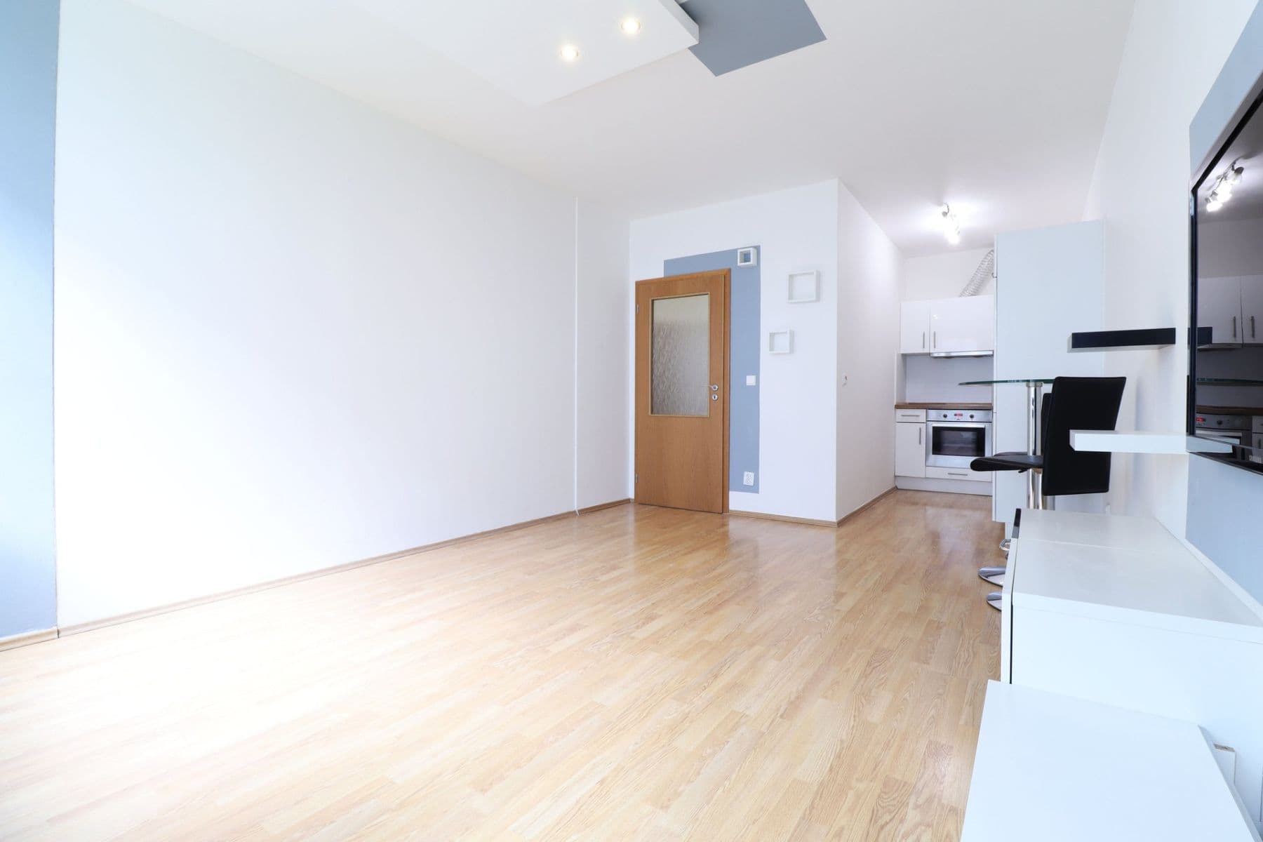 Pronájem bytu 2+kk 48 m², Poupětova, Praha, Praha Pronájem bytu 2+kk 48 m², Poupětova, Praha, Praha