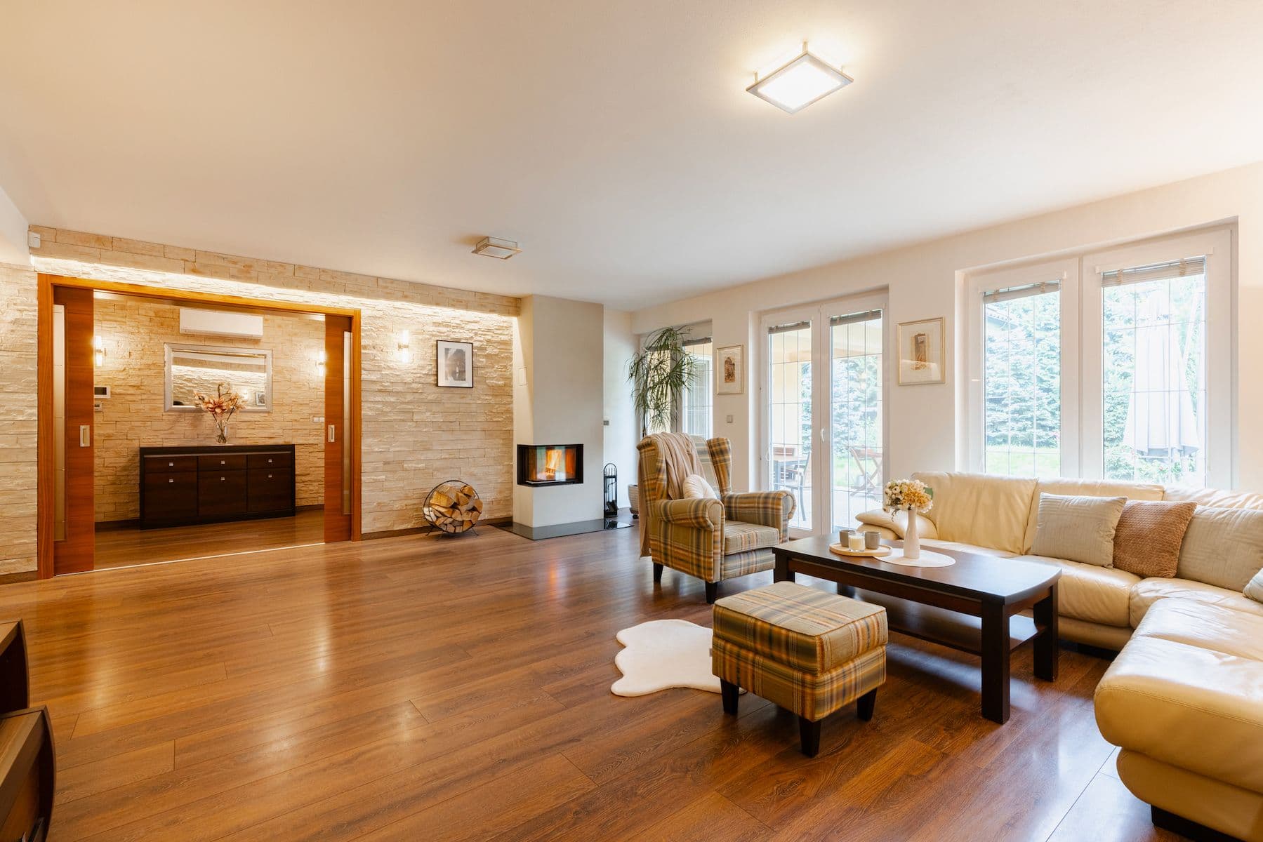 Prodej domu 274 m², pozemek 1.202 m², Karafiátová, Jesenice, Středočeský kraj Prodej domu 274 m², pozemek 1.202 m², Karafiátová, Jesenice, Středočeský kraj