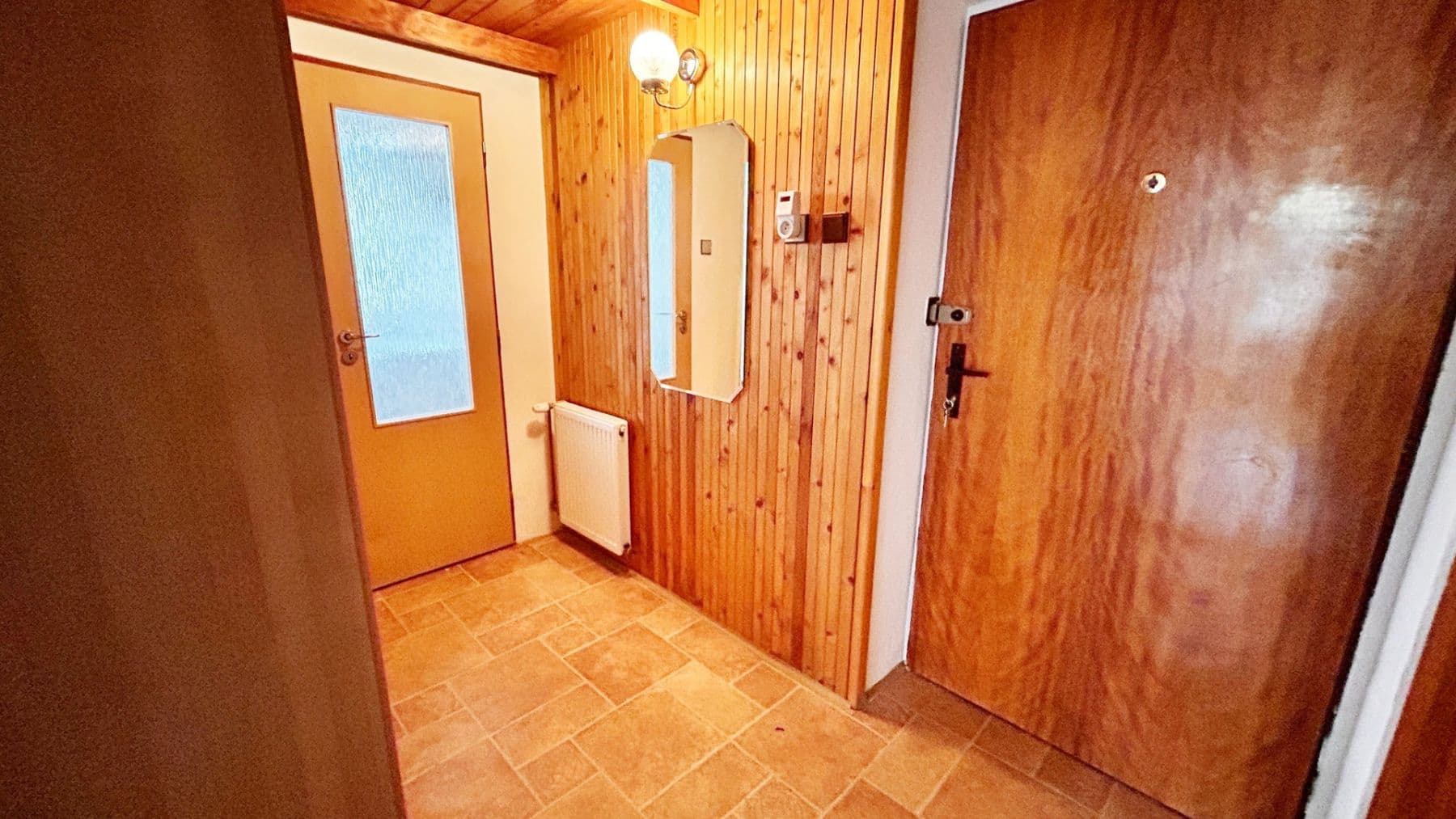 Pronájem bytu 1+1 47 m², S. K. Neumanna, Rakovník, Středočeský kraj Pronájem bytu 1+1 47 m², S. K. Neumanna, Rakovník, Středočeský kraj