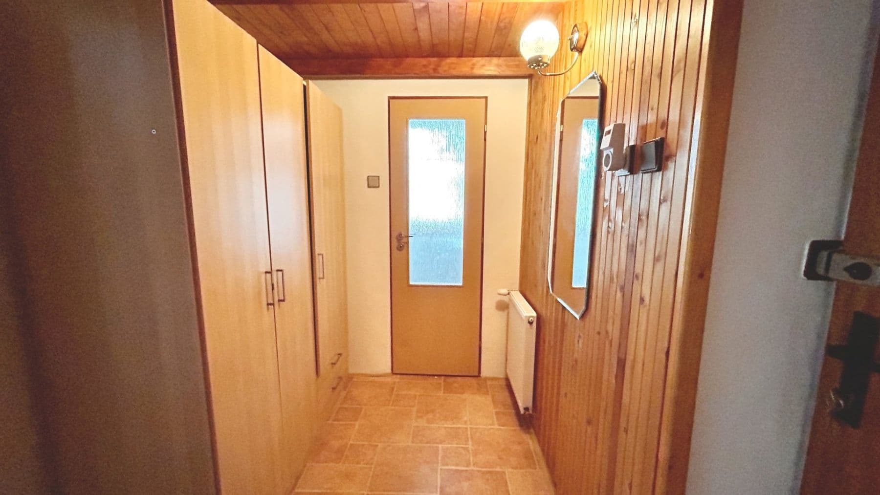 Pronájem bytu 1+1 47 m², S. K. Neumanna, Rakovník, Středočeský kraj Pronájem bytu 1+1 47 m², S. K. Neumanna, Rakovník, Středočeský kraj