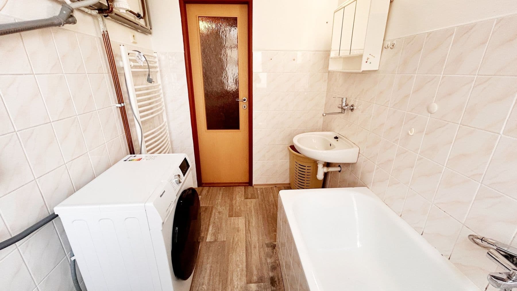 Pronájem bytu 1+1 47 m², S. K. Neumanna, Rakovník, Středočeský kraj Pronájem bytu 1+1 47 m², S. K. Neumanna, Rakovník, Středočeský kraj