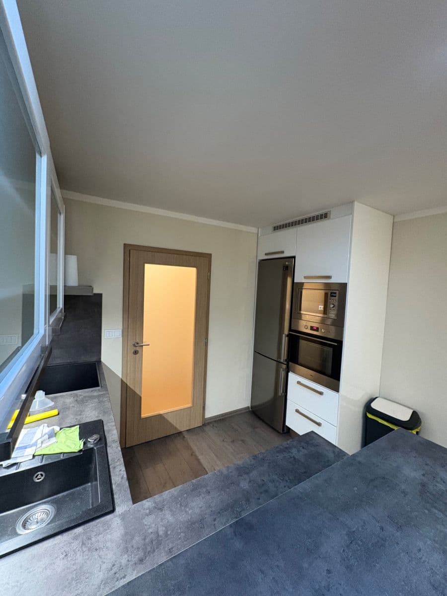 Pronájem bytu 2+kk 50 m², Na Vlnovce, Ústí nad Labem, Ústecký kraj Pronájem bytu 2+kk 50 m², Na Vlnovce, Ústí nad Labem, Ústecký kraj