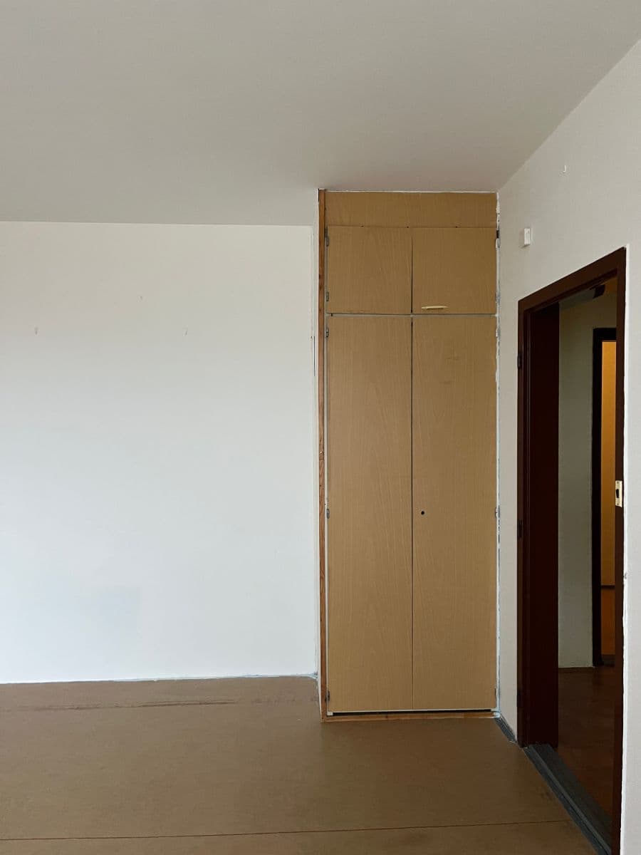 Pronájem bytu 1+1 40 m², Dvořákova, Děčín, Ústecký kraj Pronájem bytu 1+1 40 m², Dvořákova, Děčín, Ústecký kraj