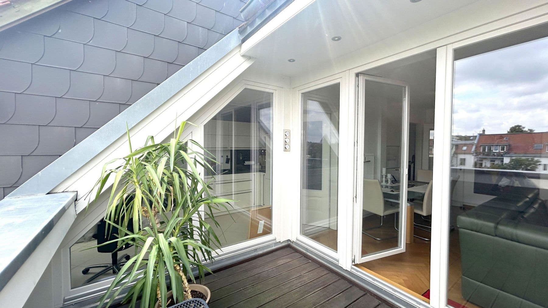 Pronájem bytu 2+1 76 m², Leipzig, Sasko Pronájem bytu 2+1 76 m², Leipzig, Sasko
