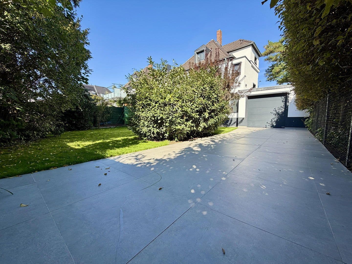 Prodej domu 156 m², pozemek 355 m², Truchseßstr. 95, Bonn, Severní Porýní-Vestfálsko Prodej domu 156 m², pozemek 355 m², Truchseßstr. 95, Bonn, Severní Porýní-Vestfálsko