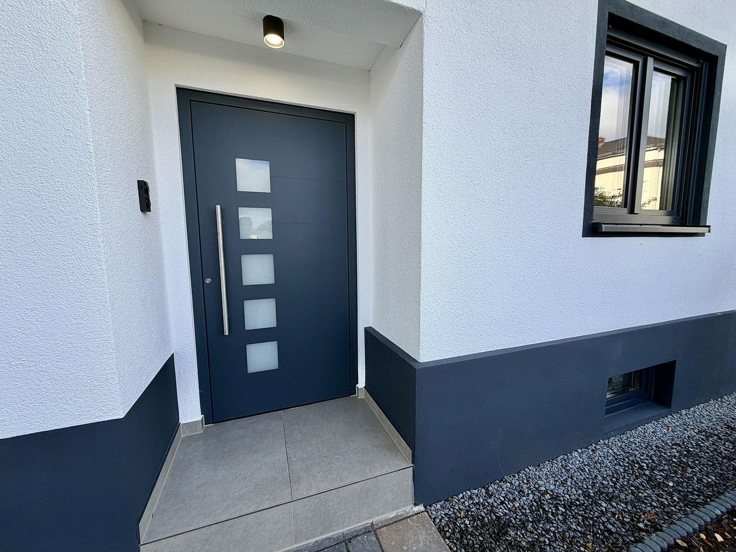 Prodej domu 156 m², pozemek 355 m², Truchseßstr. 95, Bonn, Severní Porýní-Vestfálsko Prodej domu 156 m², pozemek 355 m², Truchseßstr. 95, Bonn, Severní Porýní-Vestfálsko