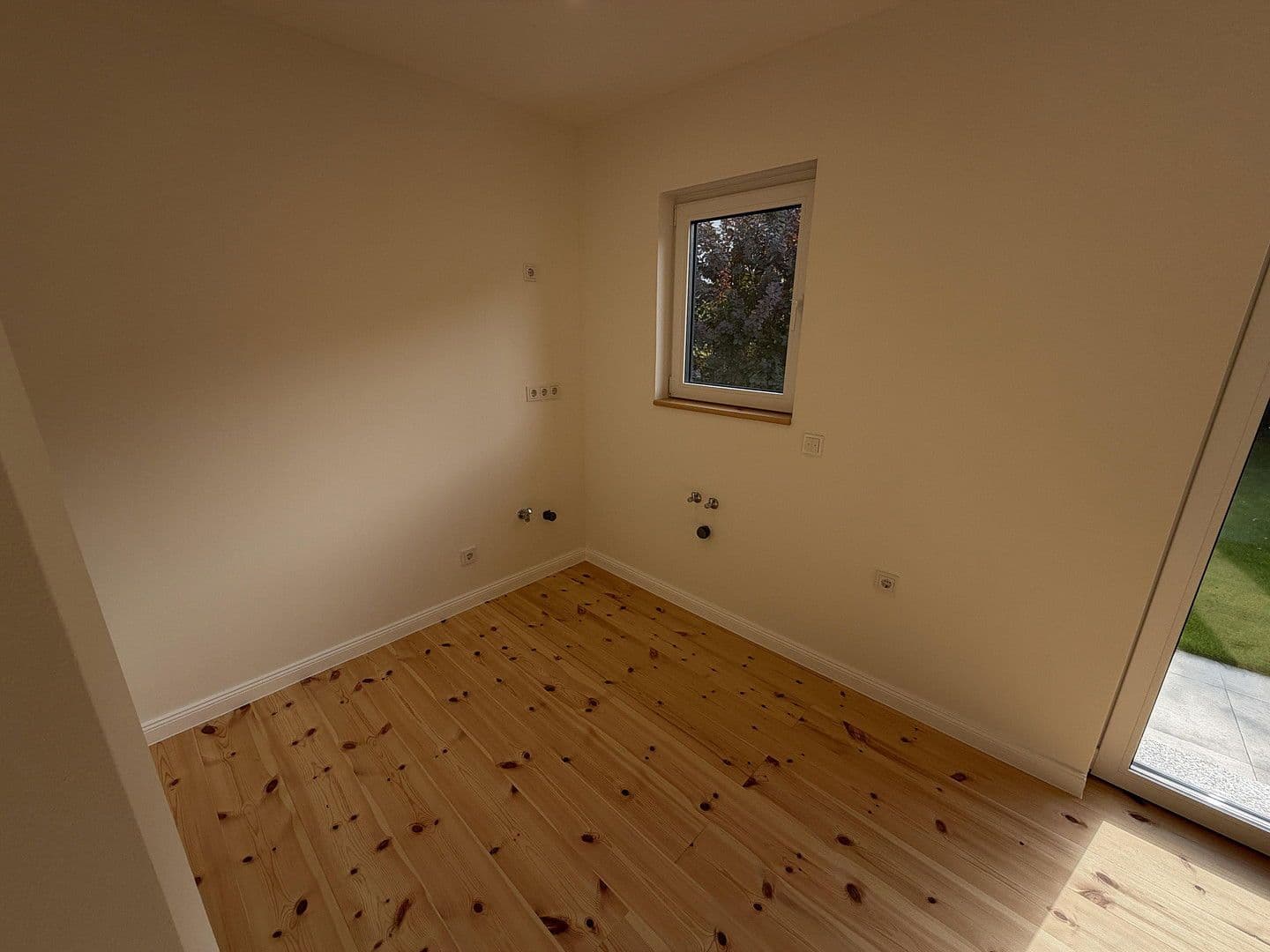 Prodej domu 156 m², pozemek 355 m², Truchseßstr. 95, Bonn, Severní Porýní-Vestfálsko Prodej domu 156 m², pozemek 355 m², Truchseßstr. 95, Bonn, Severní Porýní-Vestfálsko