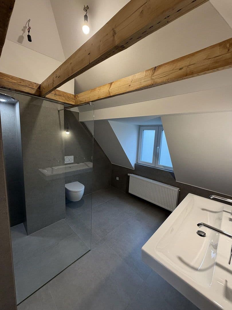 Prodej domu 156 m², pozemek 355 m², Truchseßstr. 95, Bonn, Severní Porýní-Vestfálsko Prodej domu 156 m², pozemek 355 m², Truchseßstr. 95, Bonn, Severní Porýní-Vestfálsko