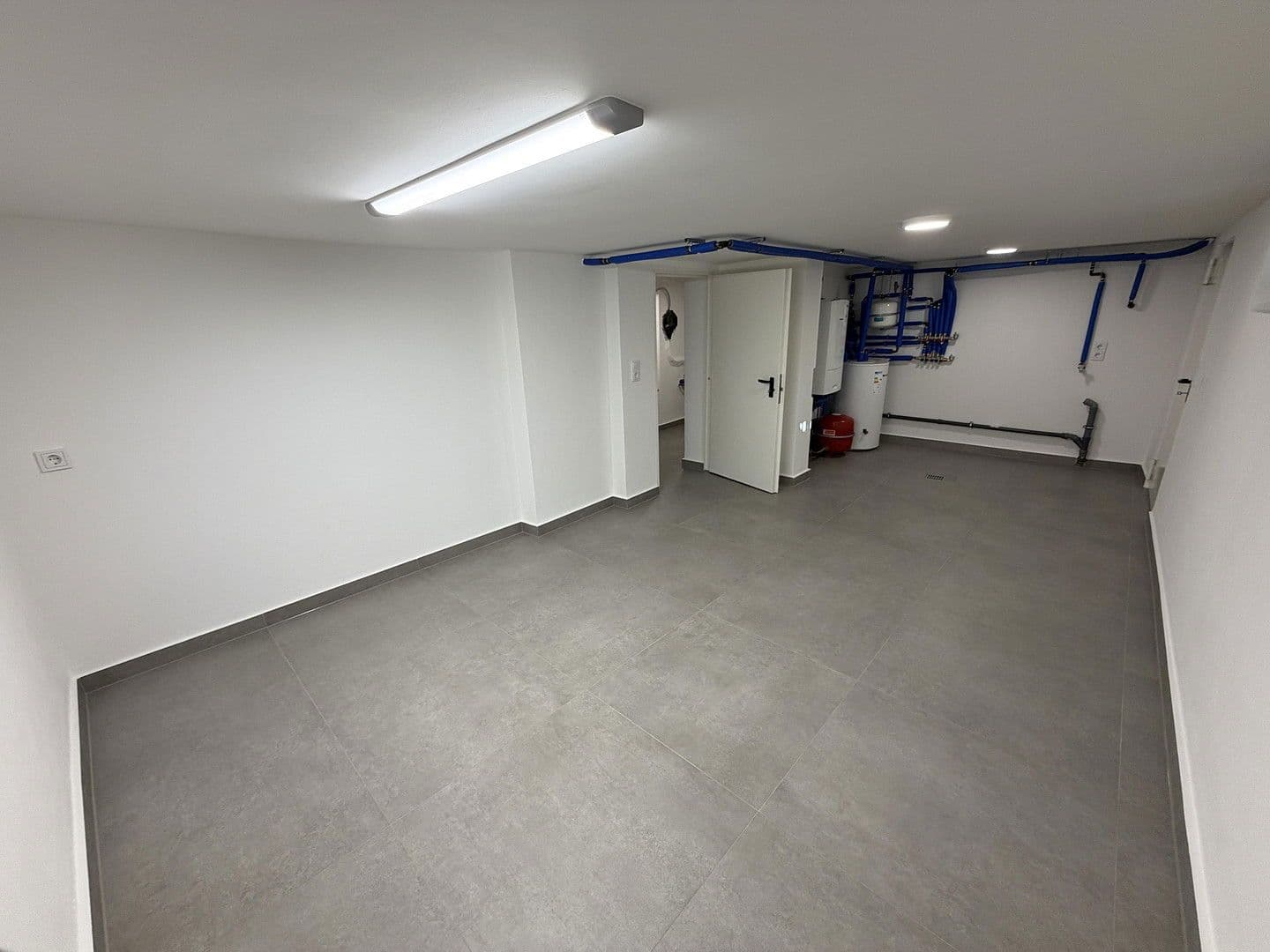 Prodej domu 156 m², pozemek 355 m², Truchseßstr. 95, Bonn, Severní Porýní-Vestfálsko Prodej domu 156 m², pozemek 355 m², Truchseßstr. 95, Bonn, Severní Porýní-Vestfálsko