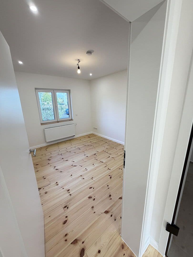 Prodej domu 156 m², pozemek 355 m², Truchseßstr. 95, Bonn, Severní Porýní-Vestfálsko Prodej domu 156 m², pozemek 355 m², Truchseßstr. 95, Bonn, Severní Porýní-Vestfálsko