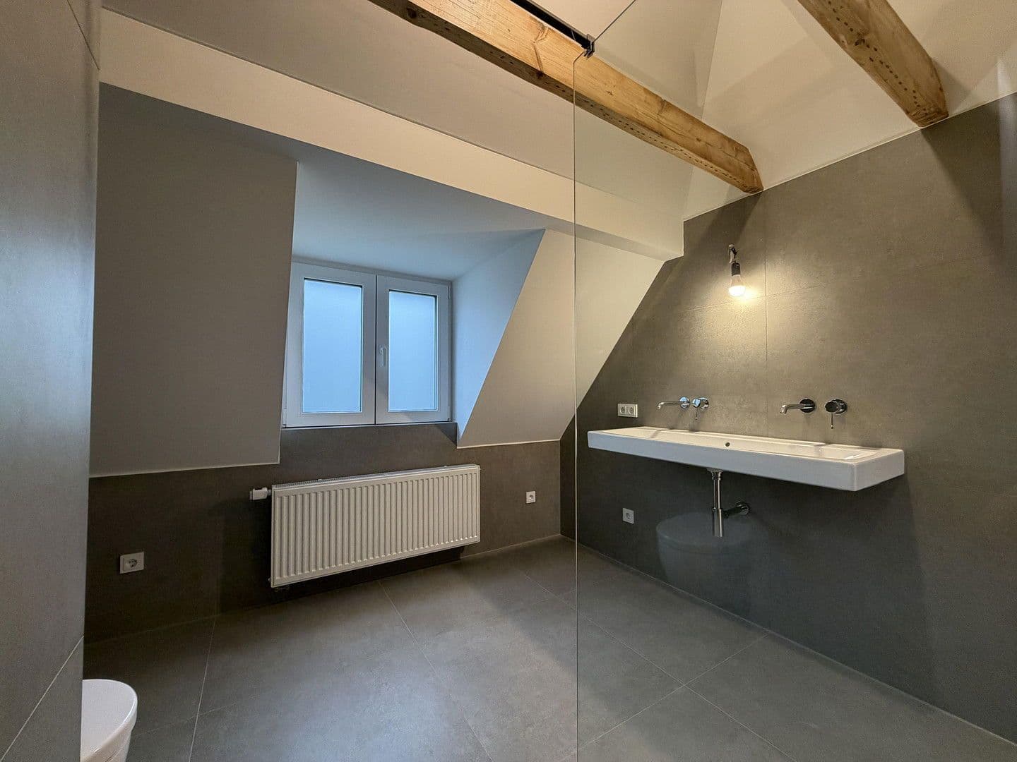 Prodej domu 156 m², pozemek 355 m², Truchseßstr. 95, Bonn, Severní Porýní-Vestfálsko Prodej domu 156 m², pozemek 355 m², Truchseßstr. 95, Bonn, Severní Porýní-Vestfálsko