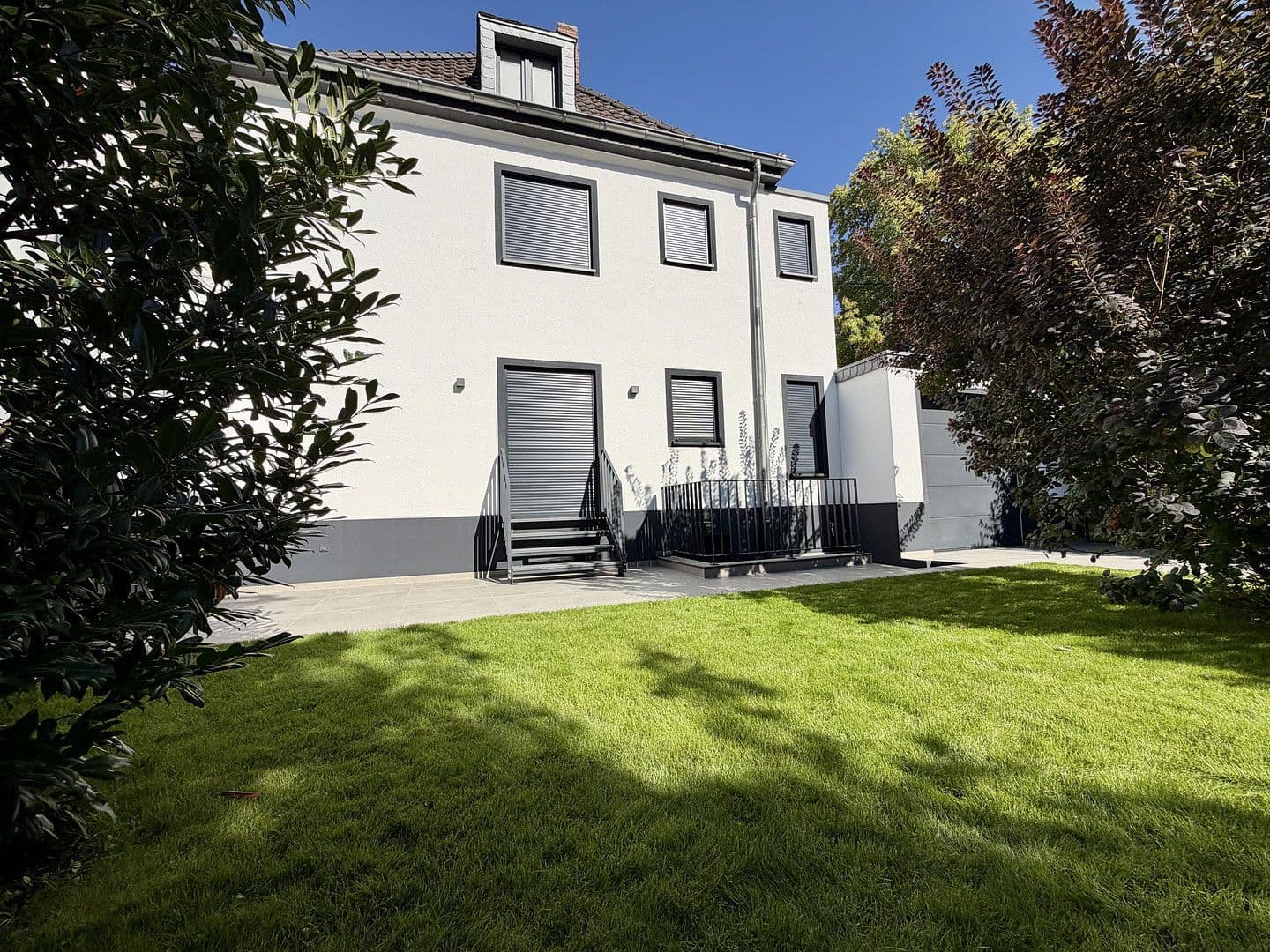 Prodej domu 156 m², pozemek 355 m², Truchseßstr. 95, Bonn, Severní Porýní-Vestfálsko Prodej domu 156 m², pozemek 355 m², Truchseßstr. 95, Bonn, Severní Porýní-Vestfálsko