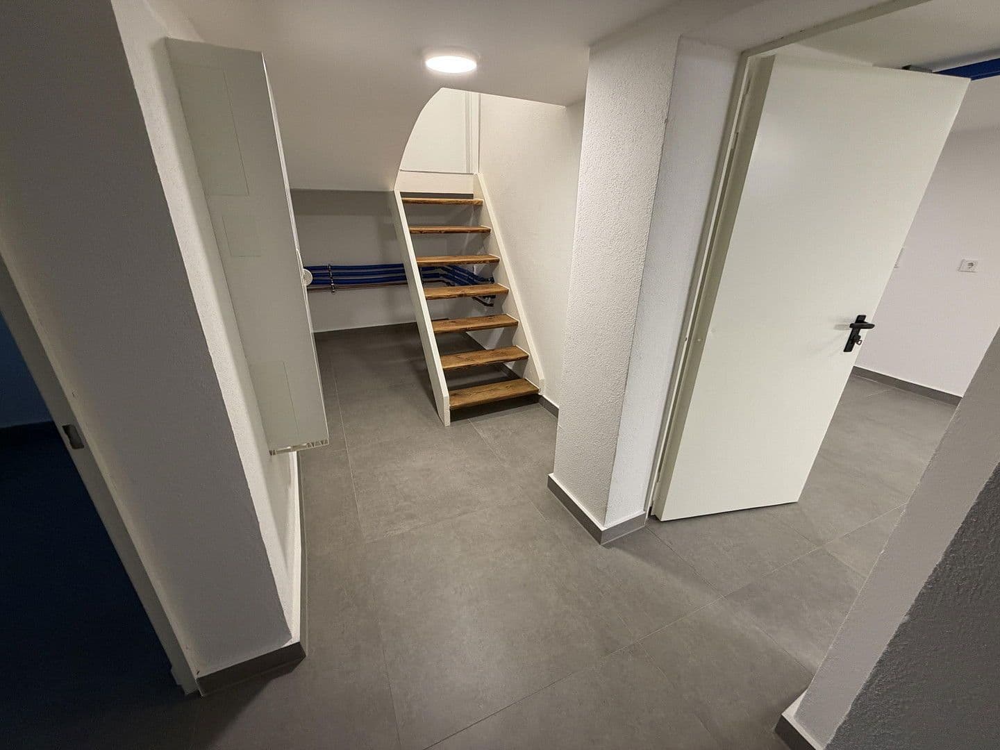 Prodej domu 156 m², pozemek 355 m², Truchseßstr. 95, Bonn, Severní Porýní-Vestfálsko Prodej domu 156 m², pozemek 355 m², Truchseßstr. 95, Bonn, Severní Porýní-Vestfálsko