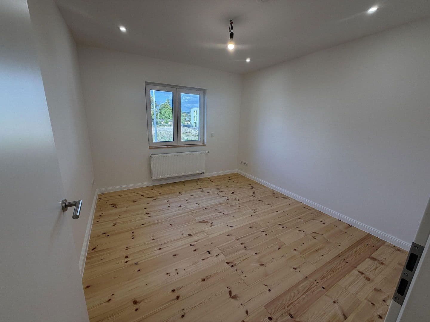 Prodej domu 156 m², pozemek 355 m², Truchseßstr. 95, Bonn, Severní Porýní-Vestfálsko Prodej domu 156 m², pozemek 355 m², Truchseßstr. 95, Bonn, Severní Porýní-Vestfálsko