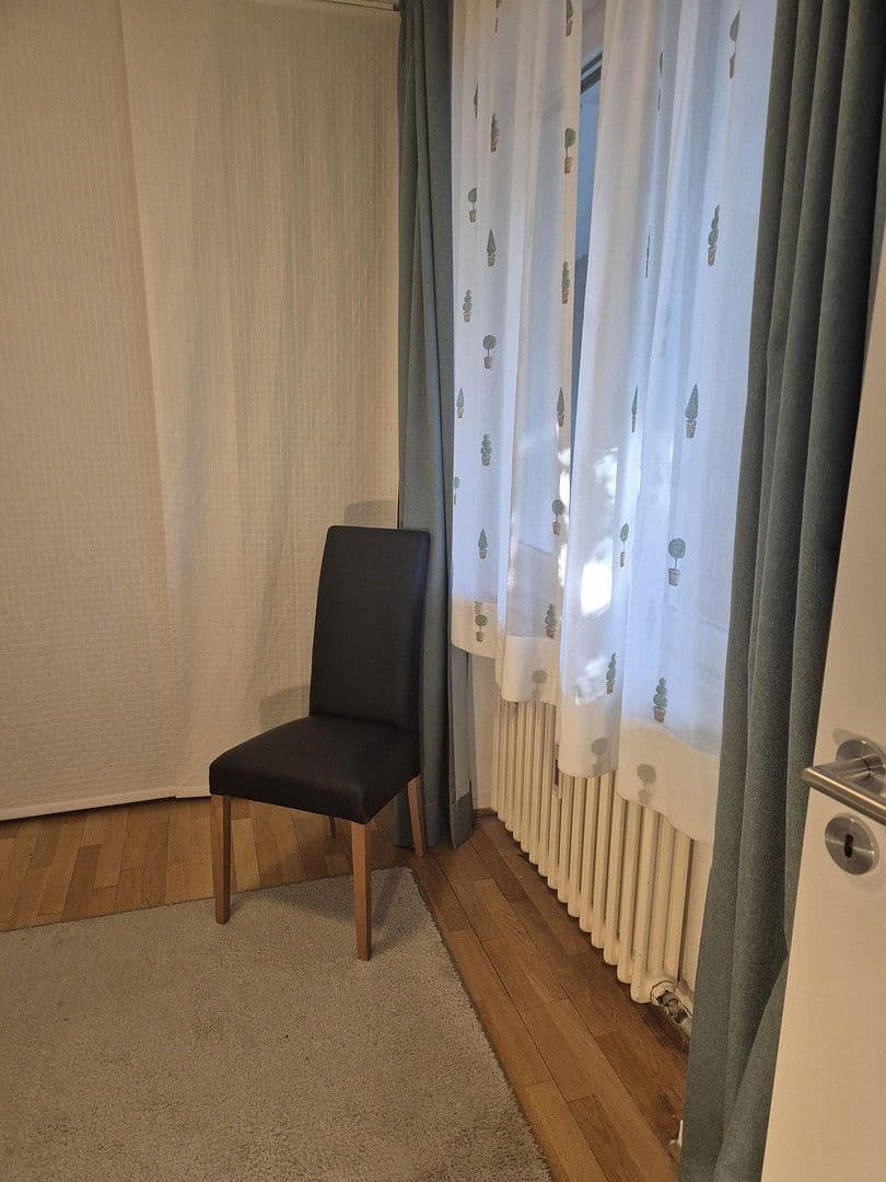 Pronájem bytu 2+1 45 m², Bonn Bad Godesberg, Severní Porýní-Vestfálsko Pronájem bytu 2+1 45 m², Bonn Bad Godesberg, Severní Porýní-Vestfálsko