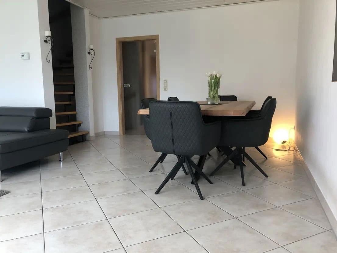 Prodej domu 128 m², pozemek 156 m², Carl-Zuckmayer-Weg 18, Kerpen, Severní Porýní-Vestfálsko Prodej domu 128 m², pozemek 156 m², Carl-Zuckmayer-Weg 18, Kerpen, Severní Porýní-Vestfálsko