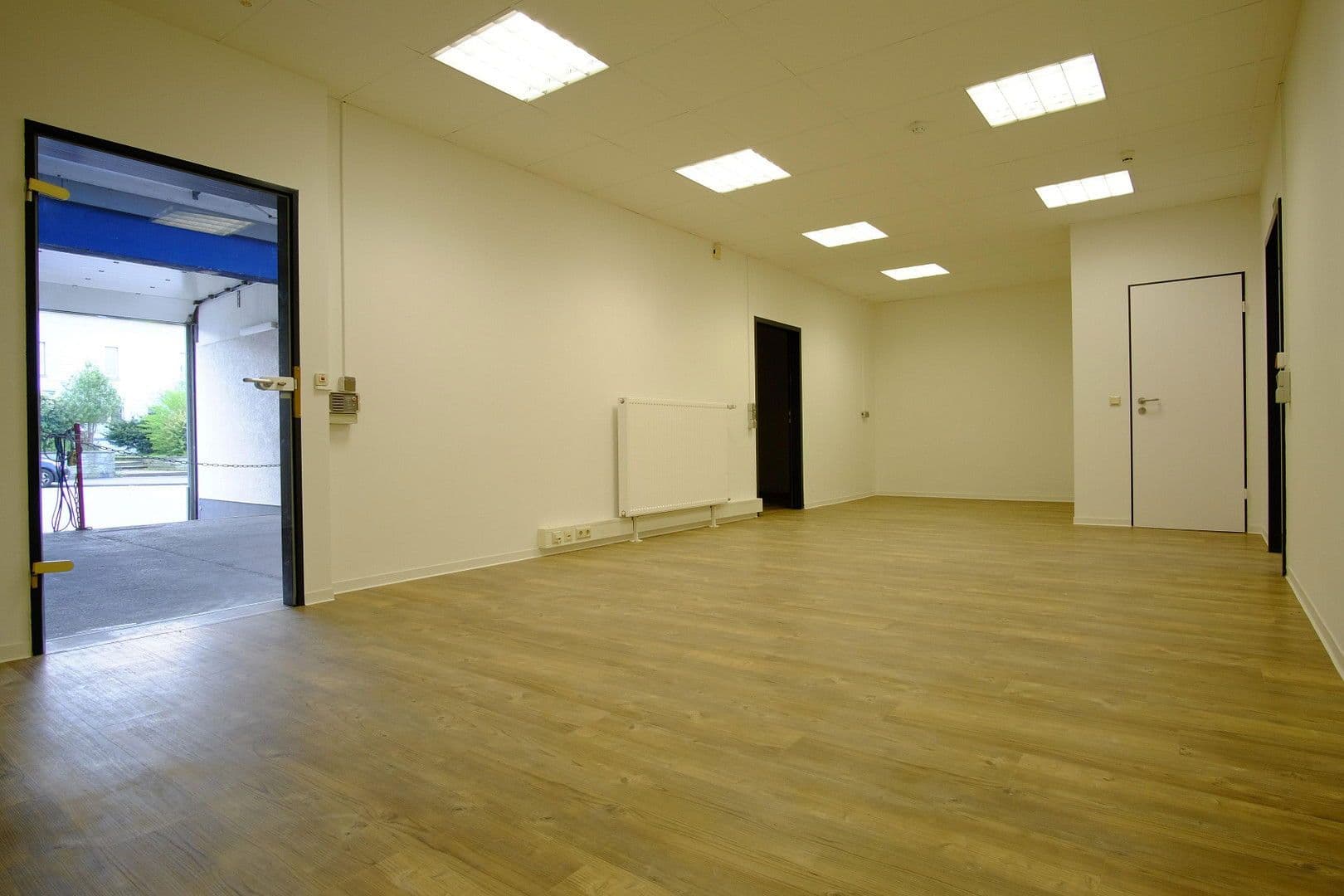 Pronájem nebytového prostoru 437 m², Westendorfstr. 41, Dortmund - Aplerbeck, Severní Porýní-Vestfálsko Pronájem nebytového prostoru 437 m², Westendorfstr. 41, Dortmund - Aplerbeck, Severní Porýní-Vestfálsko