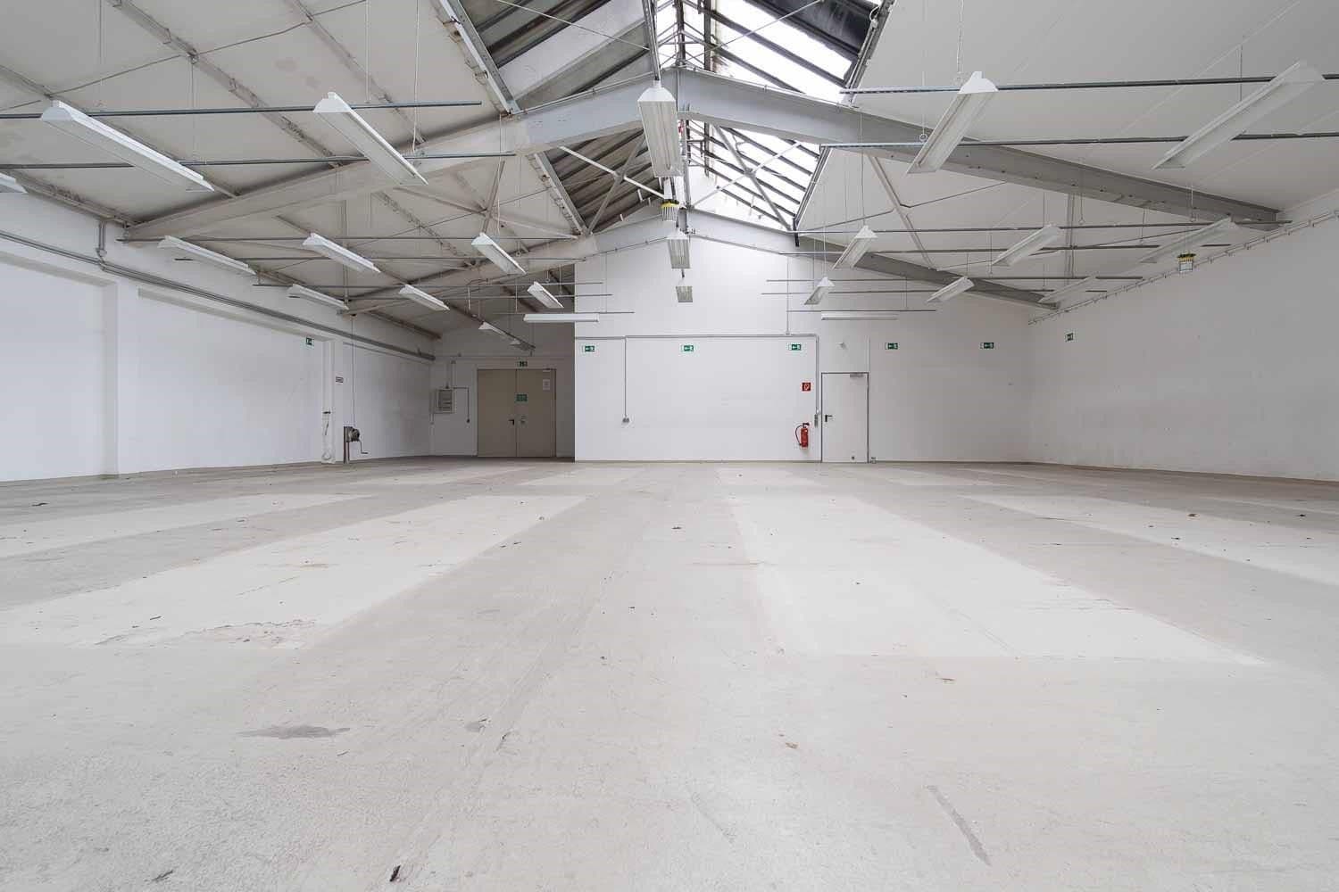 Pronájem nebytového prostoru 437 m², Westendorfstr. 41, Dortmund - Aplerbeck, Severní Porýní-Vestfálsko Pronájem nebytového prostoru 437 m², Westendorfstr. 41, Dortmund - Aplerbeck, Severní Porýní-Vestfálsko