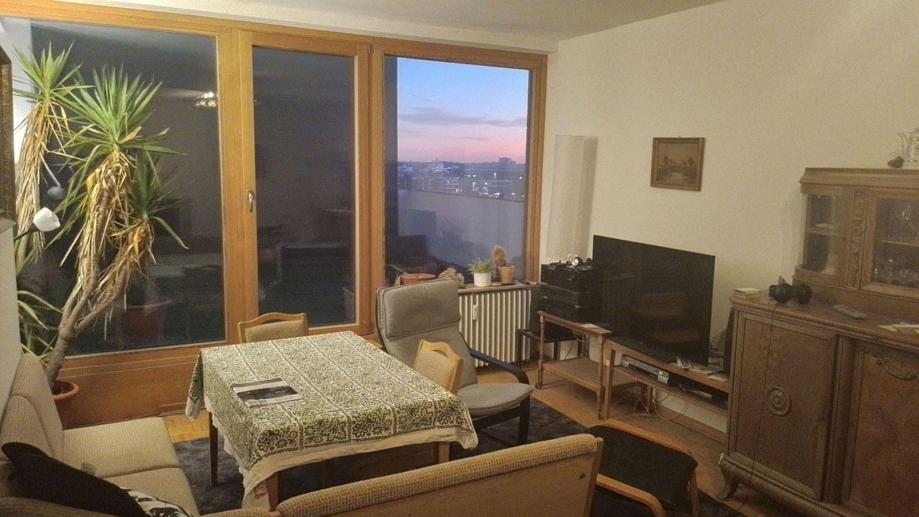 Prodej bytu 6+1 129 m², Meitnerstr. 4, Hannover, Dolní Sasko Prodej bytu 6+1 129 m², Meitnerstr. 4, Hannover, Dolní Sasko