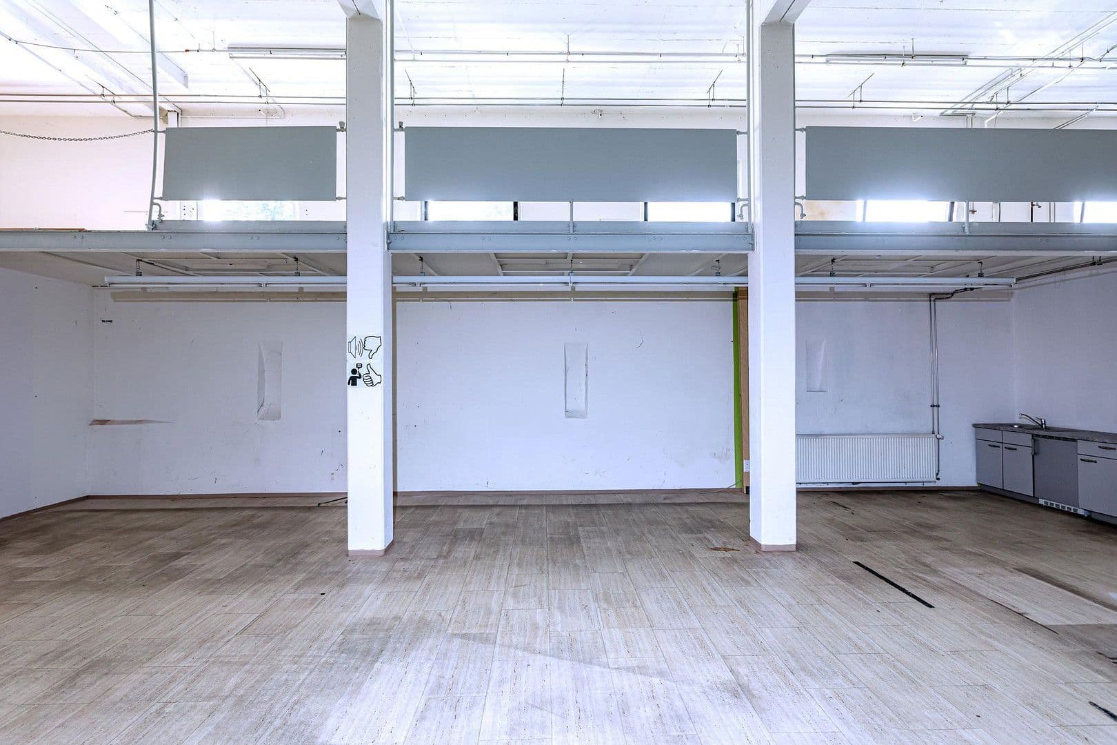 Pronájem nebytového prostoru 276 m², Bahofstraße 33, Schramberg, Bádensko-Württembersko Pronájem nebytového prostoru 276 m², Bahofstraße 33, Schramberg, Bádensko-Württembersko