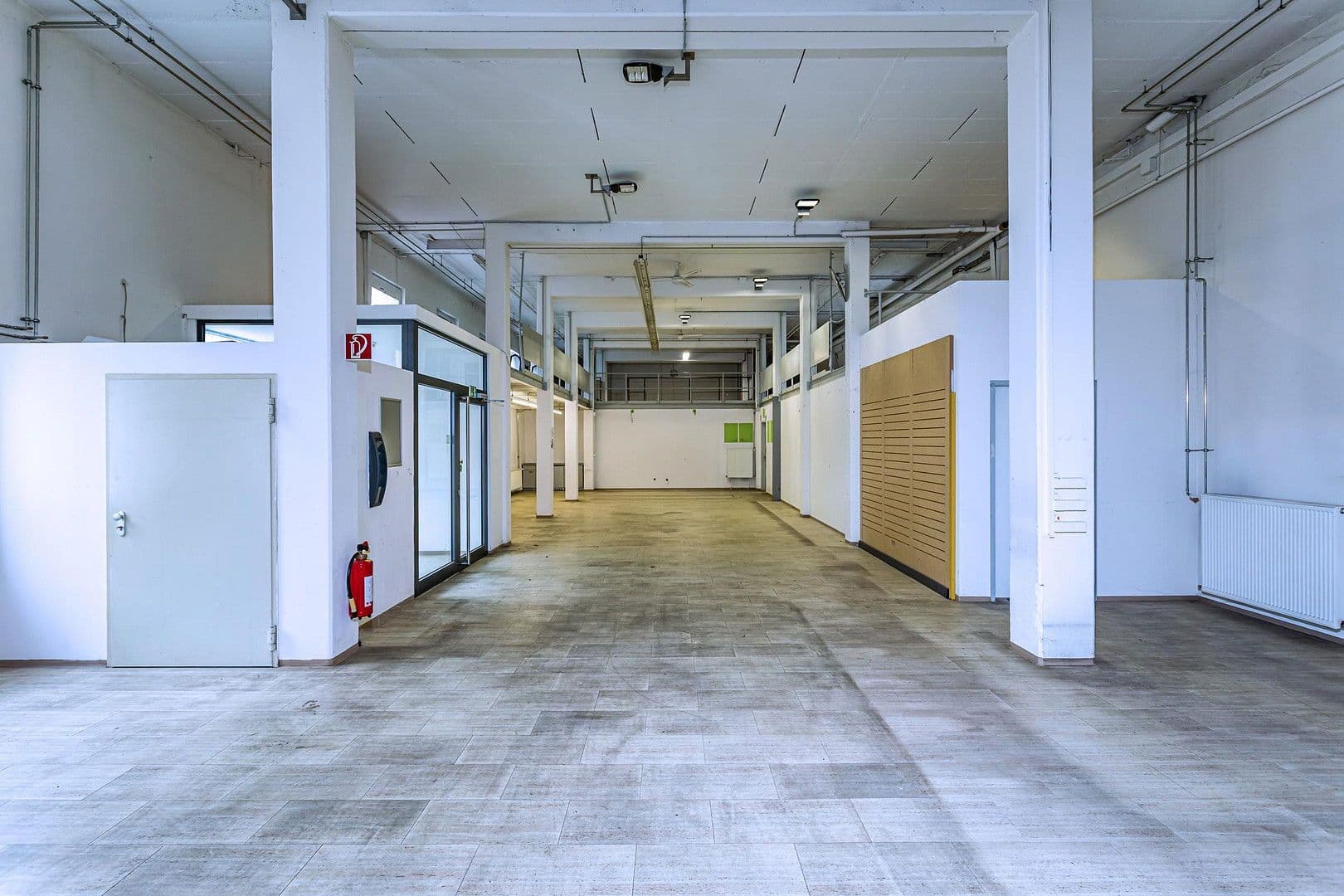 Pronájem nebytového prostoru 276 m², Bahofstraße 33, Schramberg, Bádensko-Württembersko Pronájem nebytového prostoru 276 m², Bahofstraße 33, Schramberg, Bádensko-Württembersko