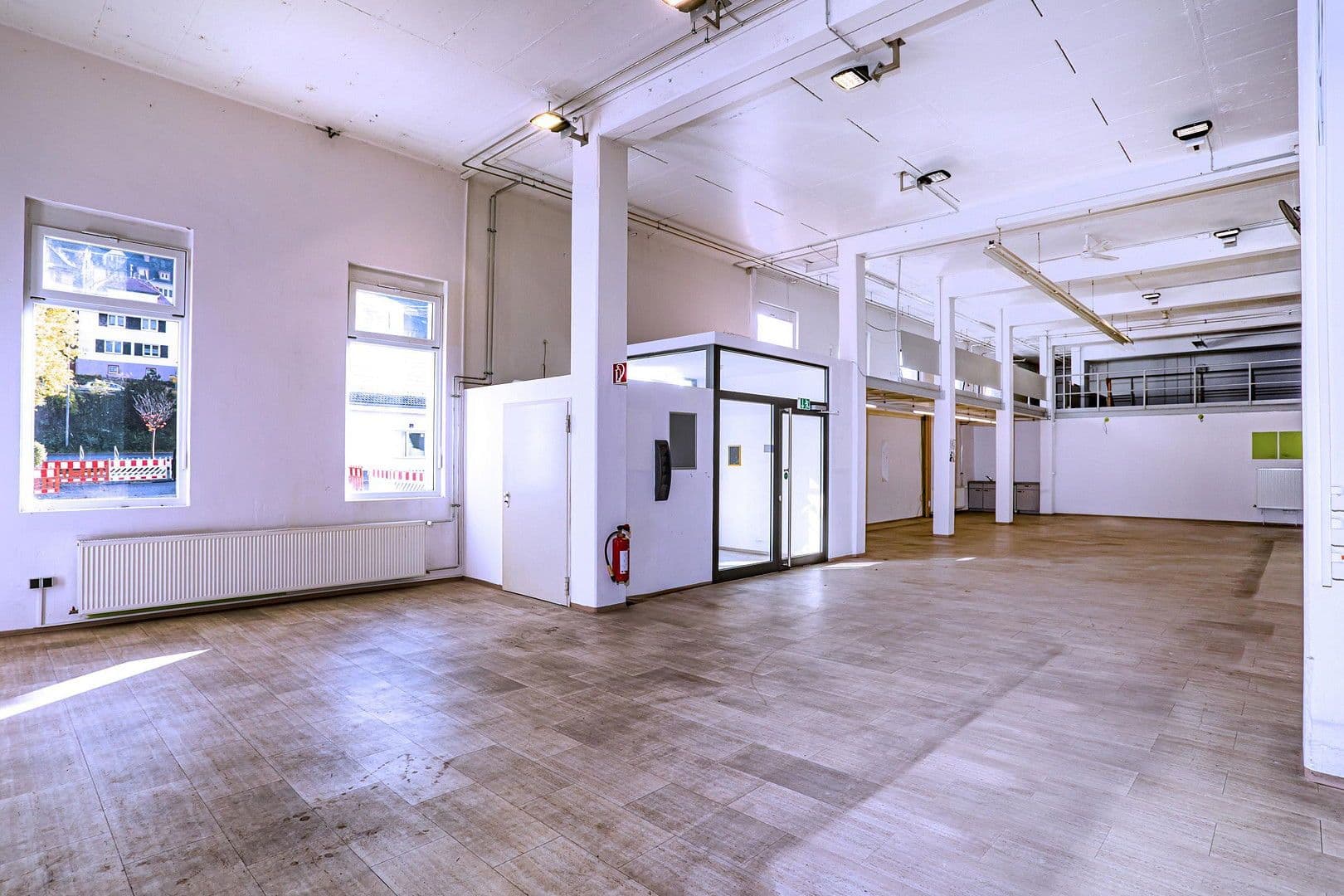 Pronájem nebytového prostoru 276 m², Bahofstraße 33, Schramberg, Bádensko-Württembersko Pronájem nebytového prostoru 276 m², Bahofstraße 33, Schramberg, Bádensko-Württembersko