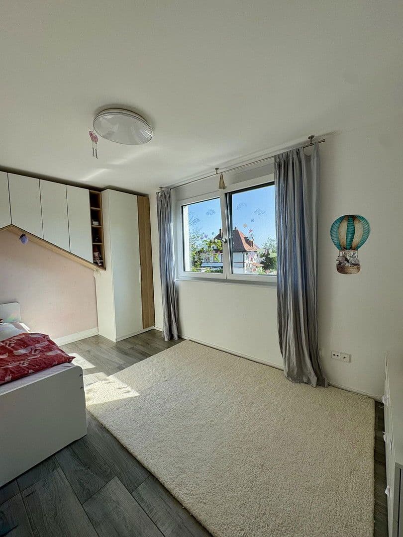 Prodej domu 243 m², pozemek 637 m², Pforzheim, Bádensko-Württembersko Prodej domu 243 m², pozemek 637 m², Pforzheim, Bádensko-Württembersko