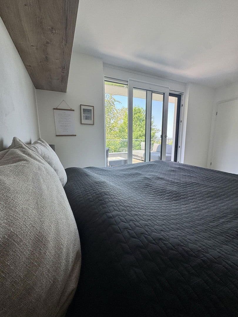 Prodej domu 243 m², pozemek 637 m², Pforzheim, Bádensko-Württembersko Prodej domu 243 m², pozemek 637 m², Pforzheim, Bádensko-Württembersko