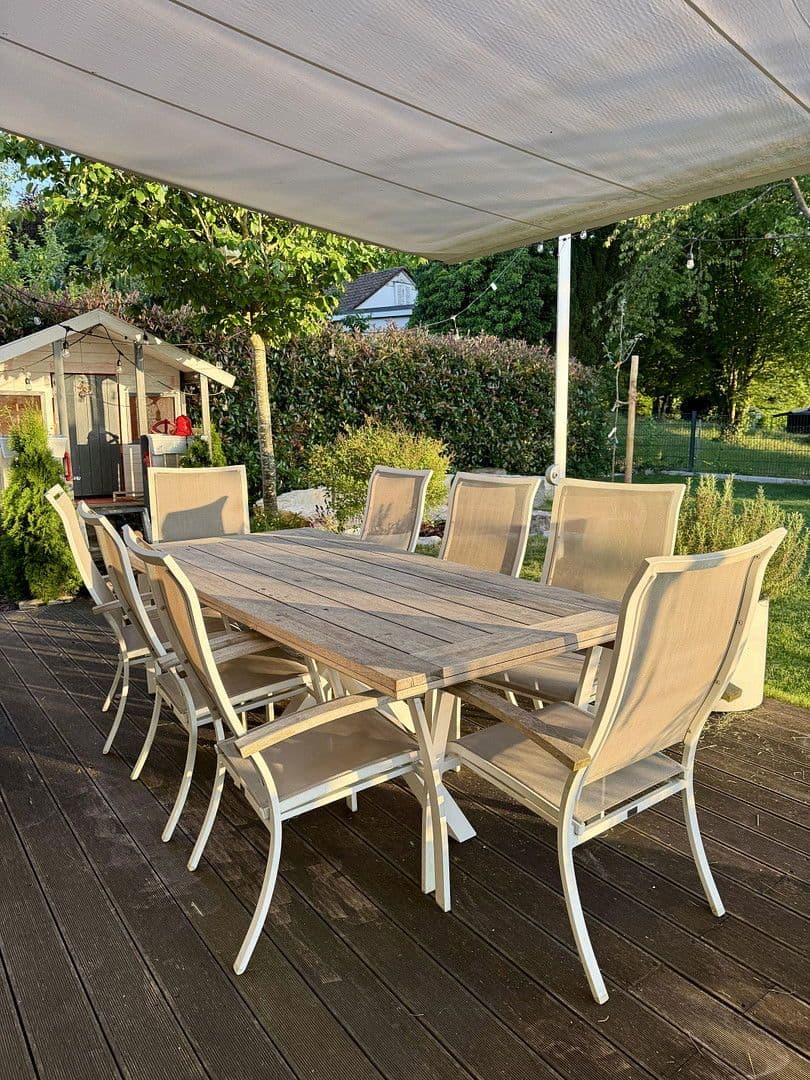 Prodej domu 243 m², pozemek 637 m², Pforzheim, Bádensko-Württembersko Prodej domu 243 m², pozemek 637 m², Pforzheim, Bádensko-Württembersko