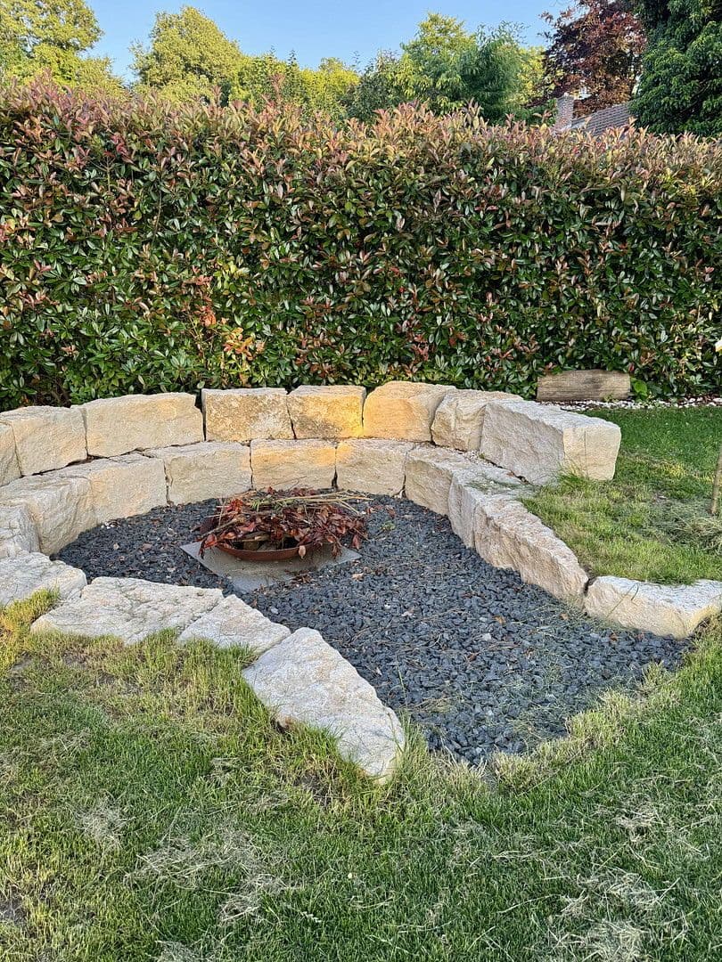 Prodej domu 243 m², pozemek 637 m², Pforzheim, Bádensko-Württembersko Prodej domu 243 m², pozemek 637 m², Pforzheim, Bádensko-Württembersko