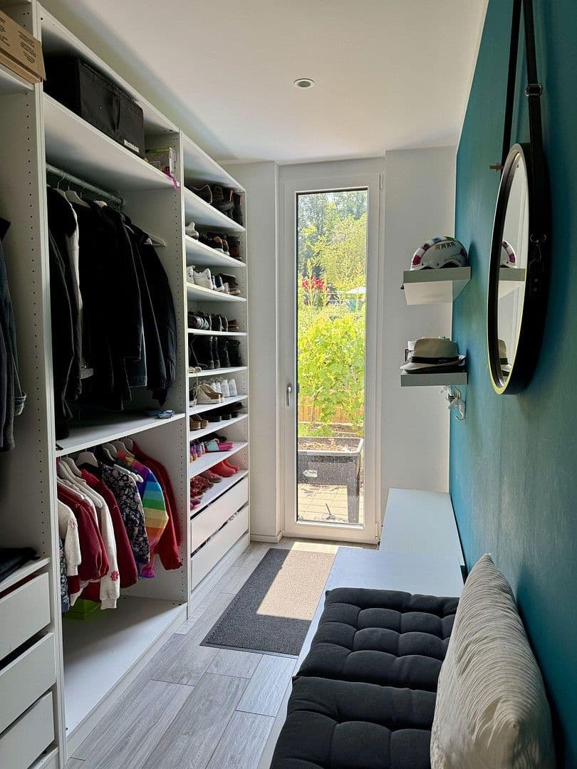 Prodej domu 243 m², pozemek 637 m², Pforzheim, Bádensko-Württembersko Prodej domu 243 m², pozemek 637 m², Pforzheim, Bádensko-Württembersko