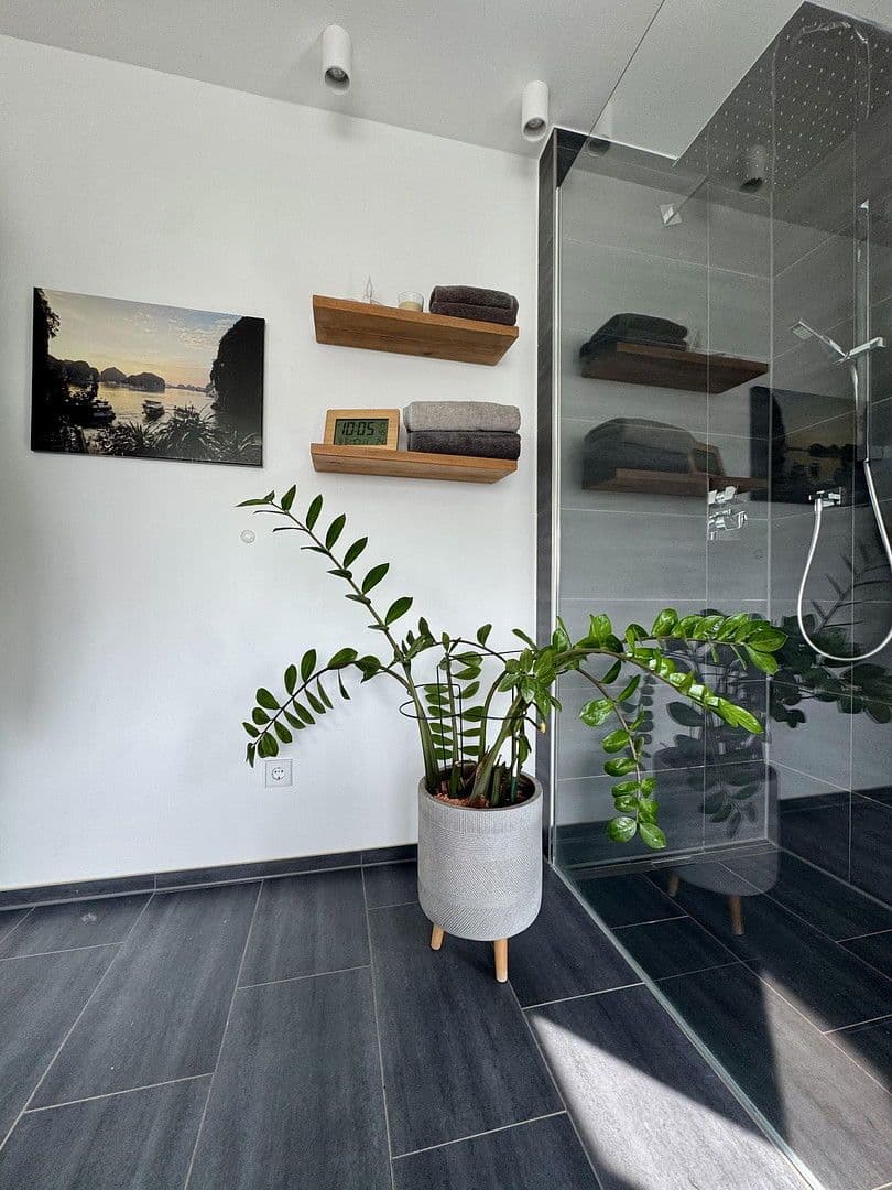 Prodej domu 243 m², pozemek 637 m², Pforzheim, Bádensko-Württembersko Prodej domu 243 m², pozemek 637 m², Pforzheim, Bádensko-Württembersko