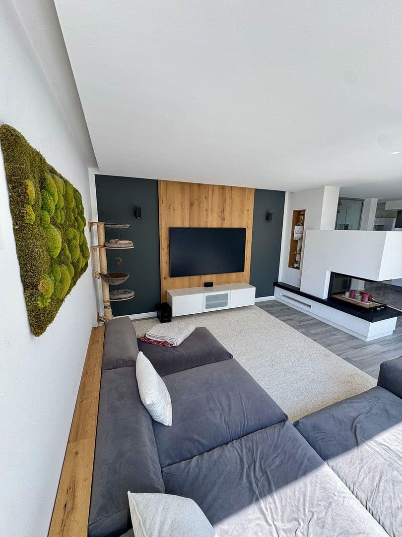 Prodej domu 243 m², pozemek 637 m², Pforzheim, Bádensko-Württembersko Prodej domu 243 m², pozemek 637 m², Pforzheim, Bádensko-Württembersko