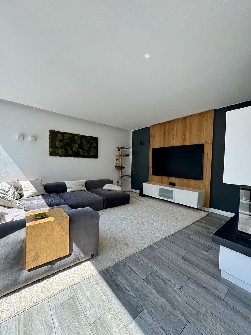 Prodej domu 243 m², pozemek 637 m², Pforzheim, Bádensko-Württembersko Prodej domu 243 m², pozemek 637 m², Pforzheim, Bádensko-Württembersko