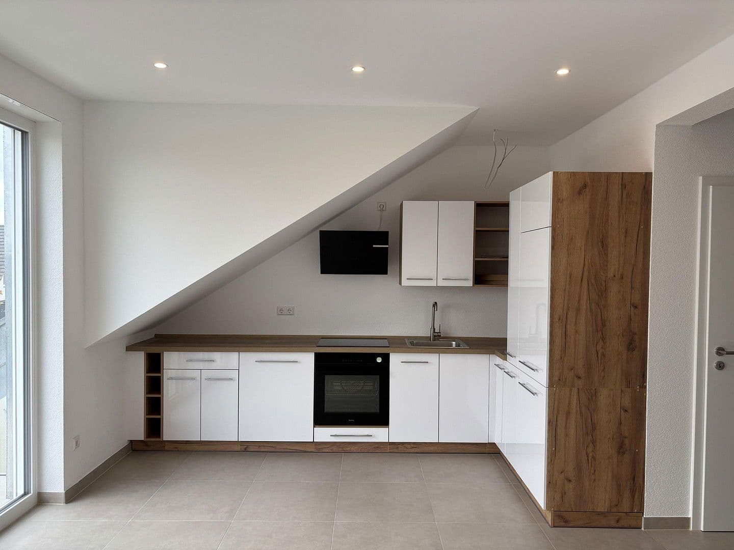 Pronájem bytu 3+kk 66 m², Kirchardt, Bádensko-Württembersko Pronájem bytu 3+kk 66 m², Kirchardt, Bádensko-Württembersko