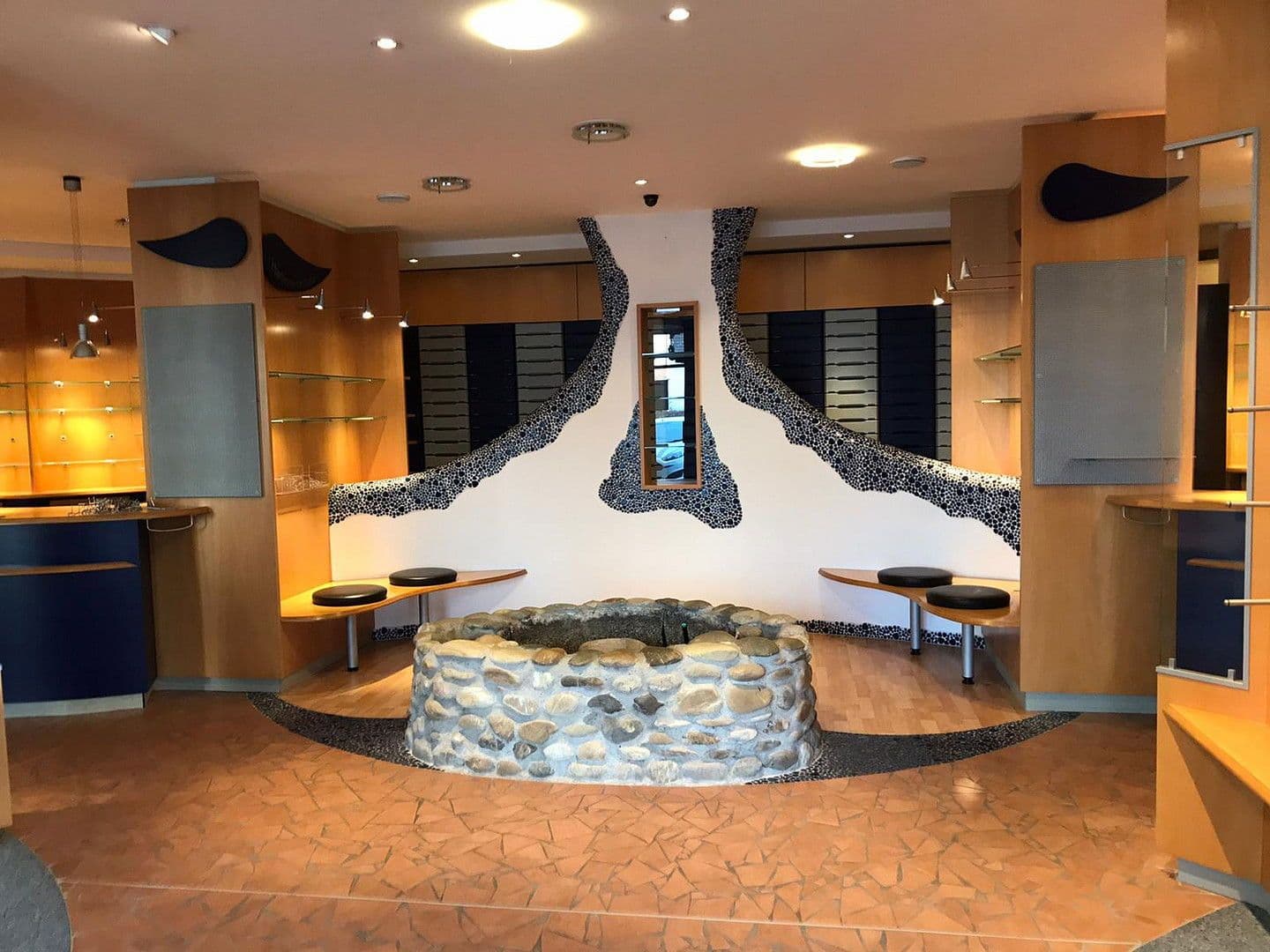 Prodej nebytového prostoru 291 m², Salzufler Str. 25, Bad Salzuflen, Severní Porýní-Vestfálsko Prodej nebytového prostoru 291 m², Salzufler Str. 25, Bad Salzuflen, Severní Porýní-Vestfálsko