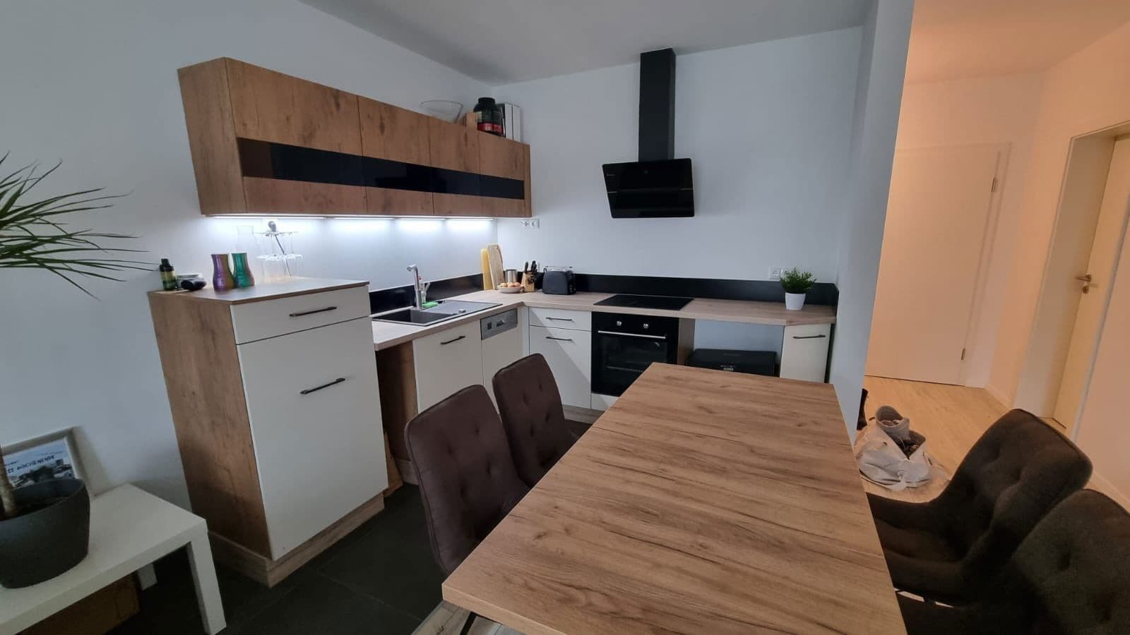 Pronájem bytu 2+1 60 m², Asternweg 31, Fernwald, Hessen Pronájem bytu 2+1 60 m², Asternweg 31, Fernwald, Hessen