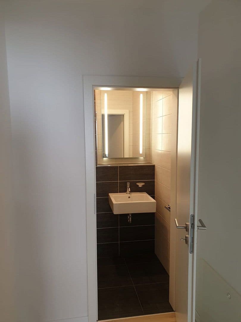 Pronájem bytu 2+1 60 m², Asternweg 31, Fernwald, Hessen Pronájem bytu 2+1 60 m², Asternweg 31, Fernwald, Hessen