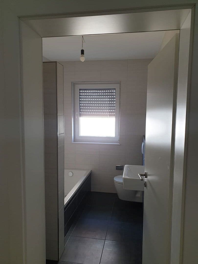 Pronájem bytu 2+1 60 m², Asternweg 31, Fernwald, Hessen Pronájem bytu 2+1 60 m², Asternweg 31, Fernwald, Hessen