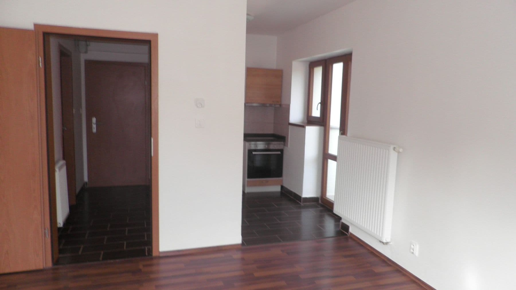 Pronájem bytu 1+kk 33 m², Šlikova, Liberec, Liberecký kraj Pronájem bytu 1+kk 33 m², Šlikova, Liberec, Liberecký kraj