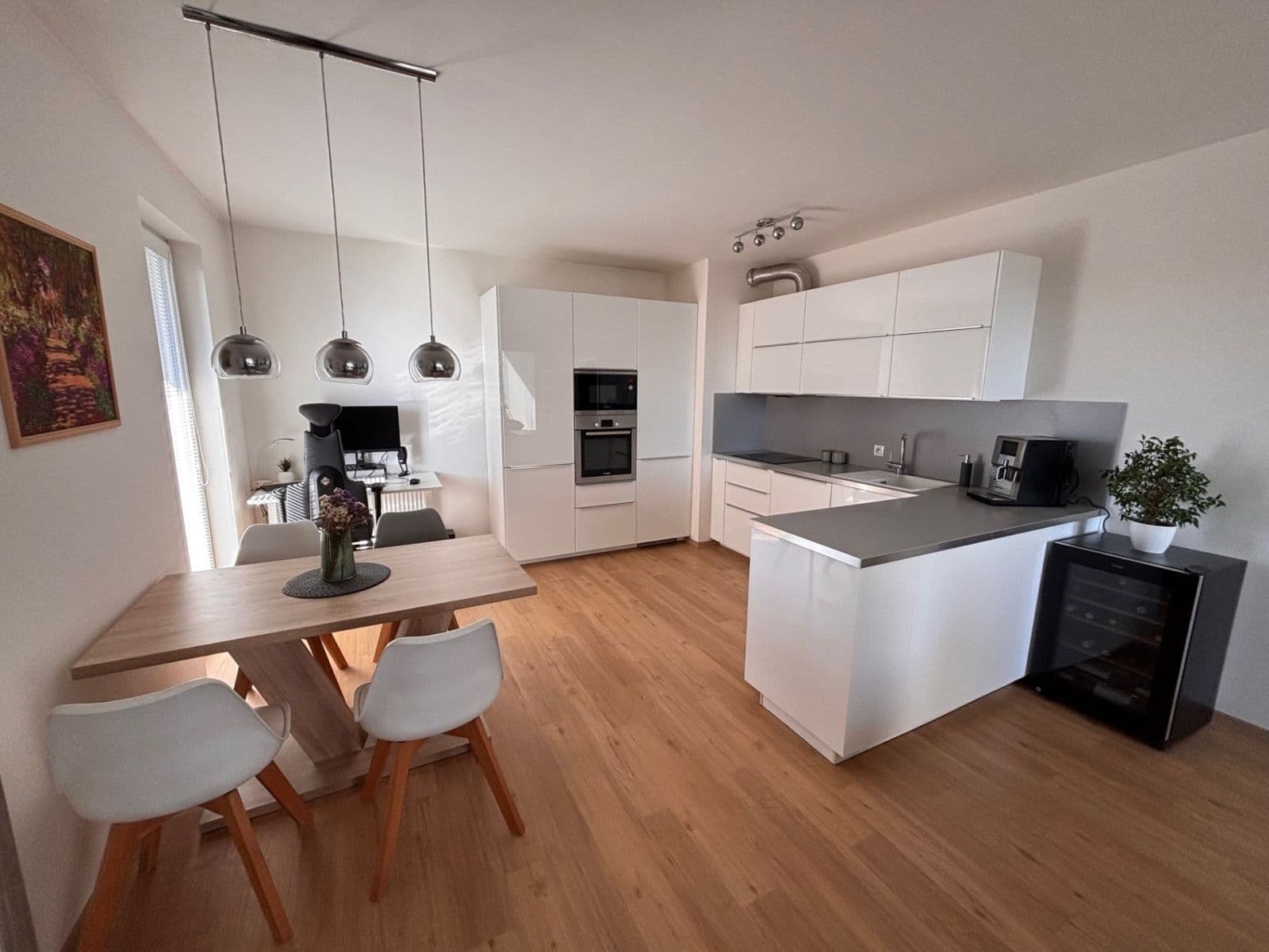 Prodej bytu 2+kk 64 m², Mantovská, Praha, Praha Prodej bytu 2+kk 64 m², Mantovská, Praha, Praha