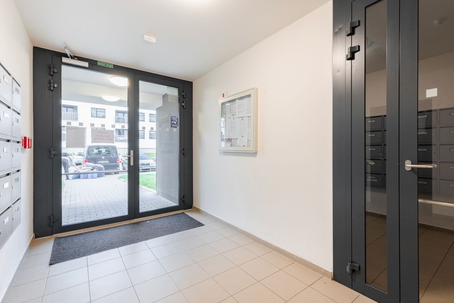 Prodej bytu 4+kk 75 m², Karla Guta, Praha, Praha Prodej bytu 4+kk 75 m², Karla Guta, Praha, Praha