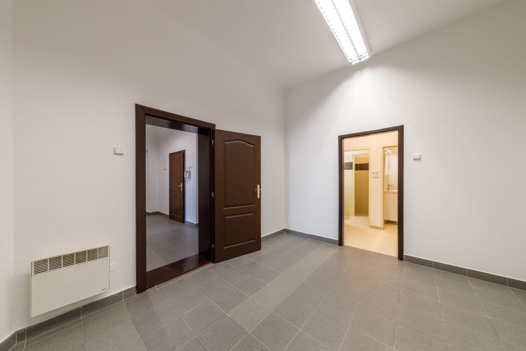 Pronájem bytu 2+1 103 m², Náměstí Přemysla Otakara Ⅱ., České Budějovice, Jihočeský kraj Pronájem bytu 2+1 103 m², Náměstí Přemysla Otakara Ⅱ., České Budějovice, Jihočeský kraj