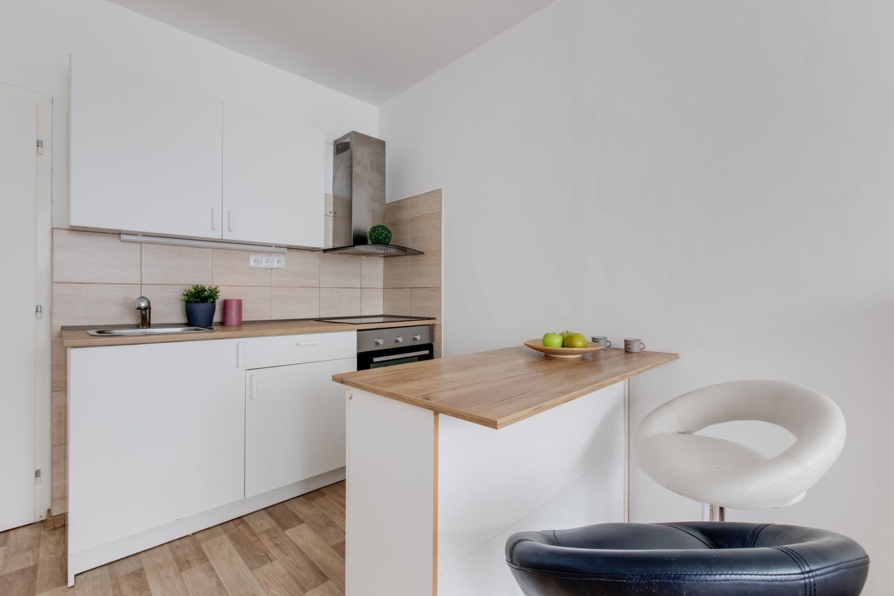 Pronájem bytu 2+kk 41 m², Pod Lysinami, Praha, Praha Pronájem bytu 2+kk 41 m², Pod Lysinami, Praha, Praha