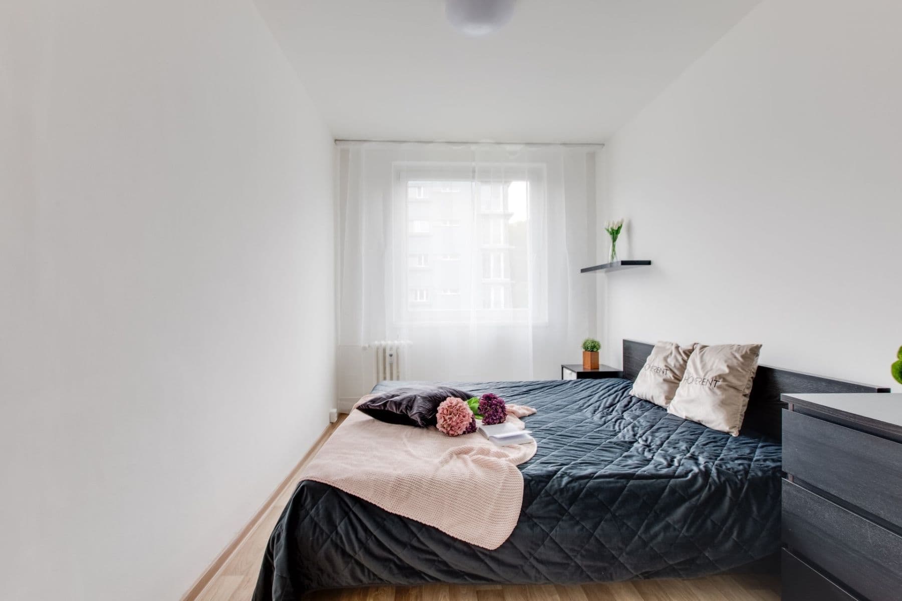 Pronájem bytu 2+kk 41 m², Pod Lysinami, Praha, Praha Pronájem bytu 2+kk 41 m², Pod Lysinami, Praha, Praha