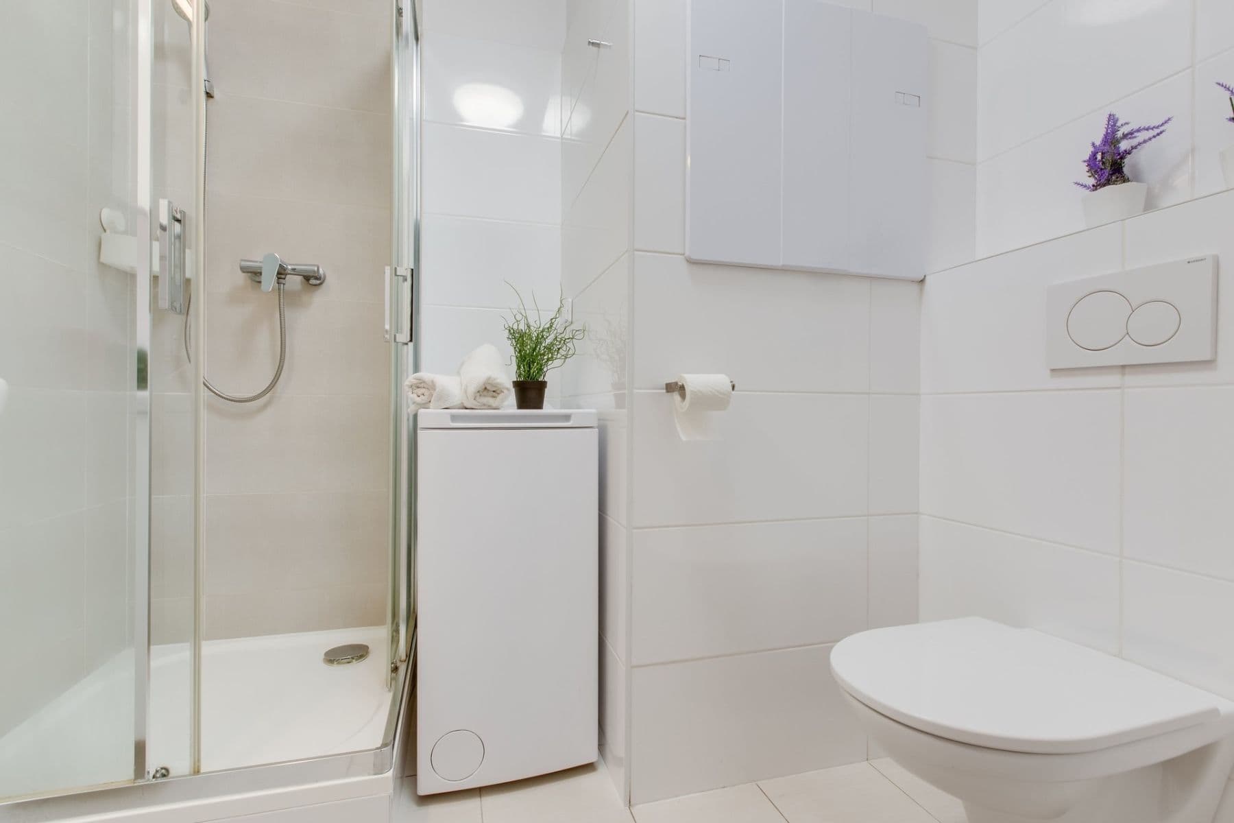 Pronájem bytu 2+kk 41 m², Pod Lysinami, Praha, Praha Pronájem bytu 2+kk 41 m², Pod Lysinami, Praha, Praha