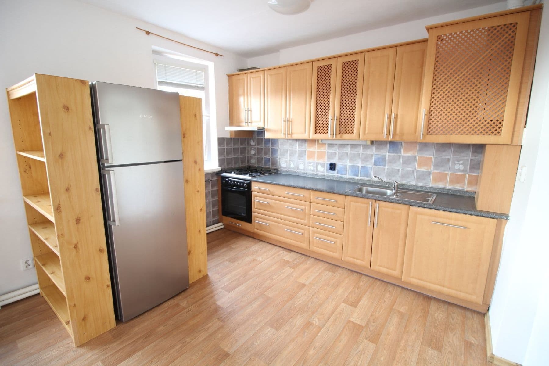 Pronájem bytu 3+kk 72 m², Mělnická, Líbeznice, Středočeský kraj Pronájem bytu 3+kk 72 m², Mělnická, Líbeznice, Středočeský kraj