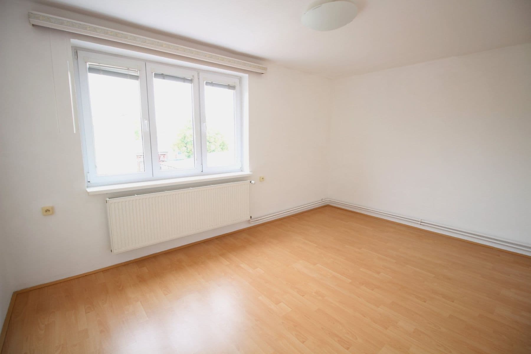 Pronájem bytu 3+kk 72 m², Mělnická, Líbeznice, Středočeský kraj Pronájem bytu 3+kk 72 m², Mělnická, Líbeznice, Středočeský kraj